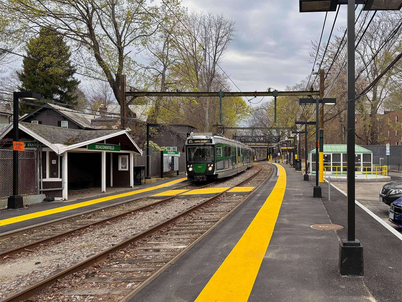 Beaconsfield Train Station